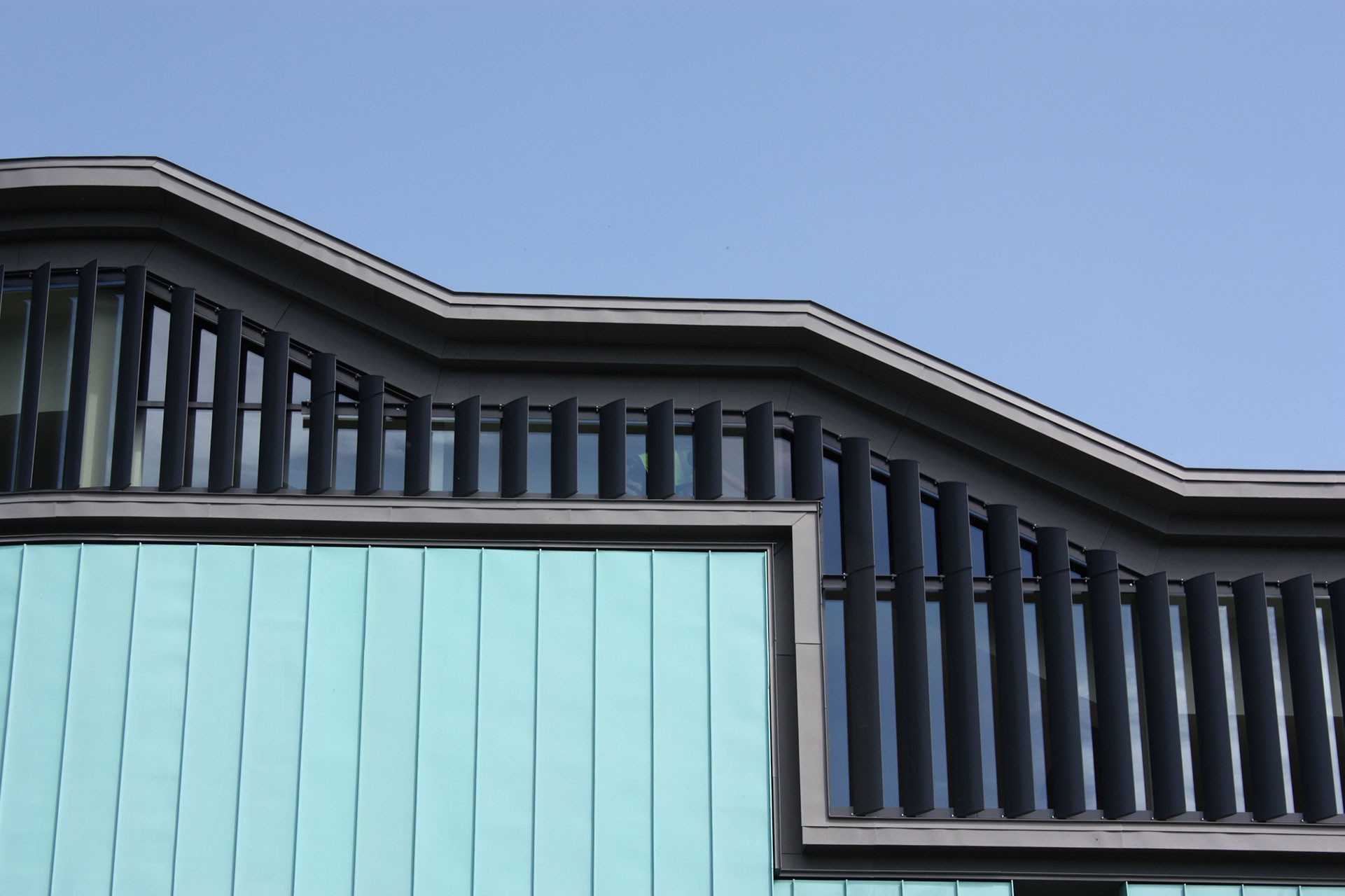 anglia-ruskin-university-roof-nordic-blue