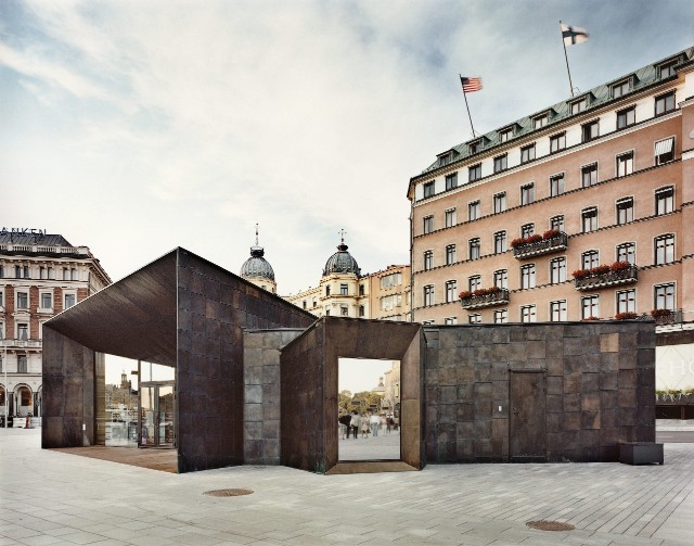 Strimkajen_side_view_nordic-brass-scaled