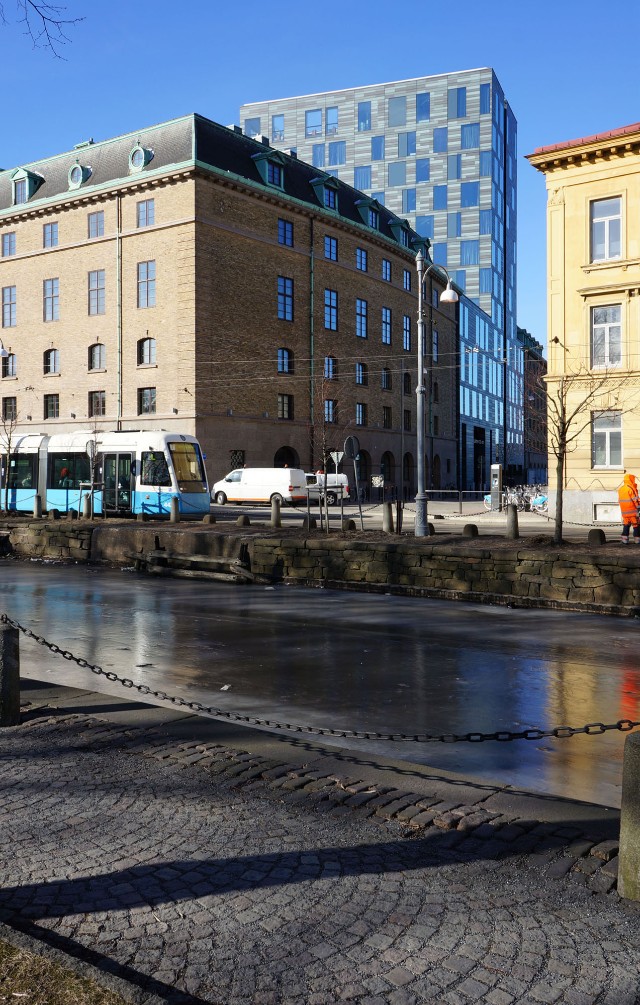 post_hotel_gothenburg_street_view_brick_building_copper_walls_nordic_green_living