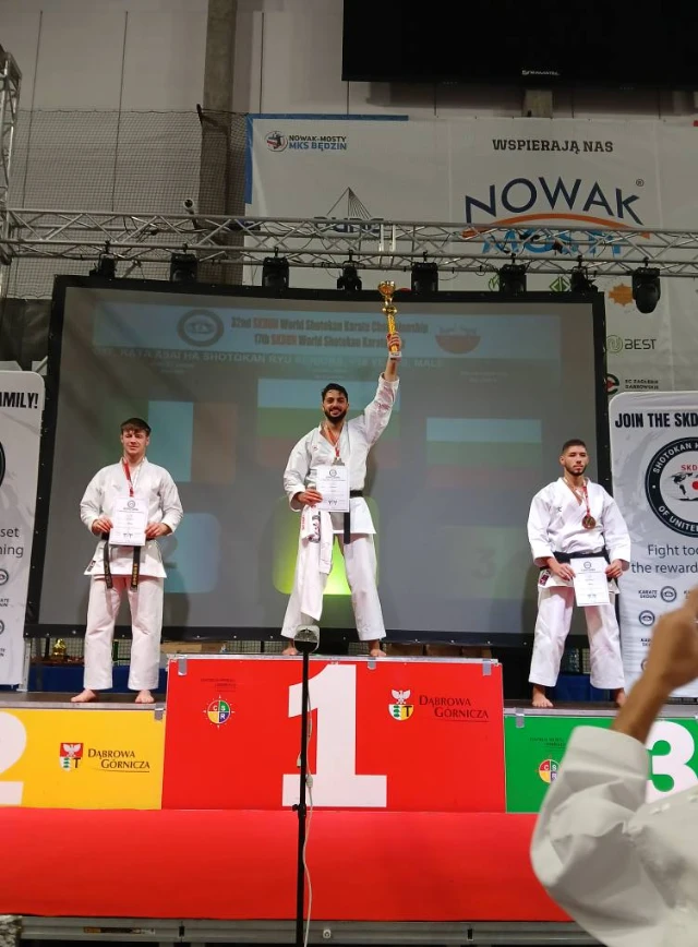 573504493_2307712873047250_1038986922979202476_n